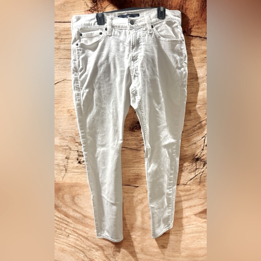 Hollister Epic Flex Super Skinny Women’s White Jeans Size 29 waist, 30 length